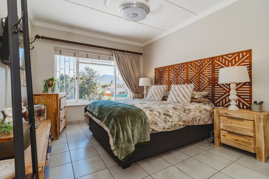 2 Bedroom Property for Sale in Dormehls Drift Western Cape